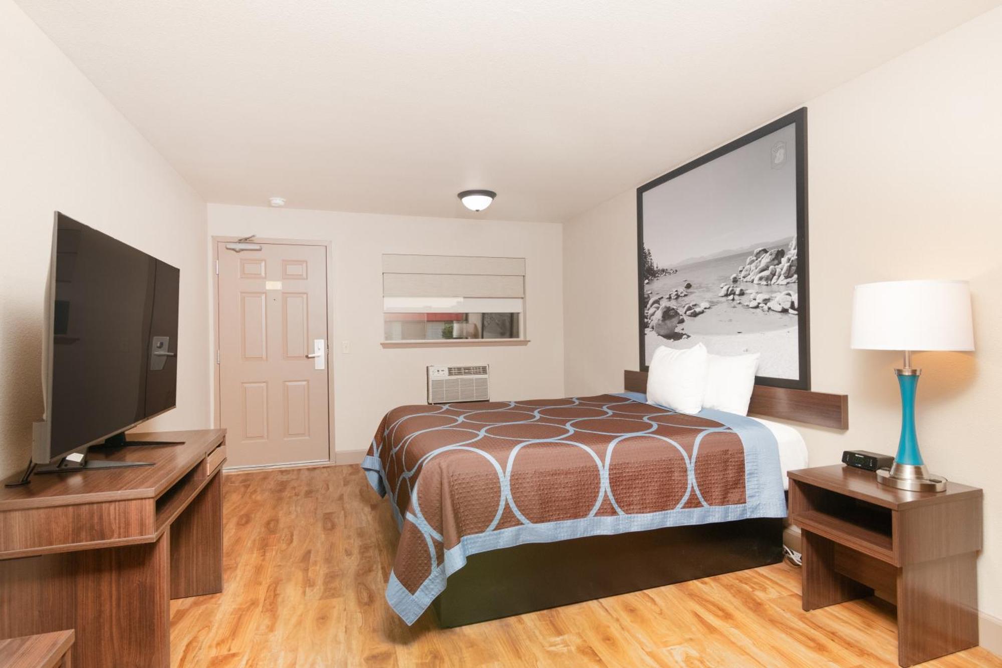 Super 8 By Wyndham Fallon Exteriér fotografie