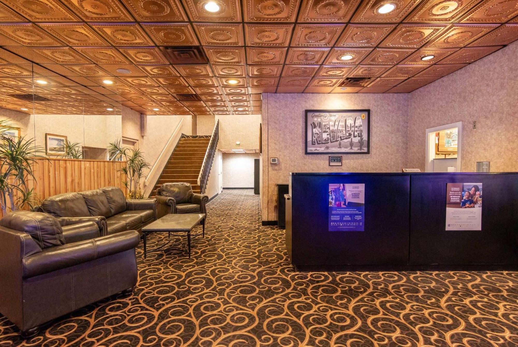 Super 8 By Wyndham Fallon Exteriér fotografie