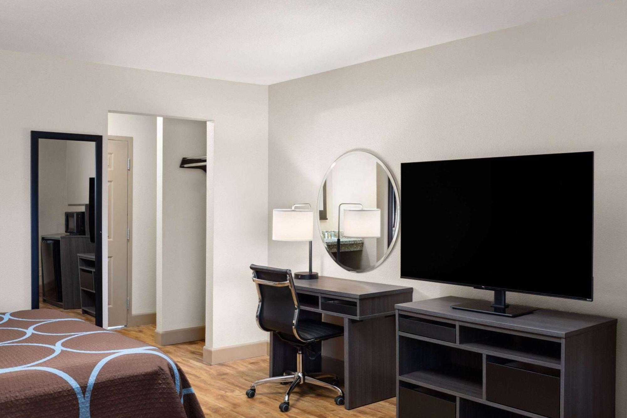 Super 8 By Wyndham Fallon Exteriér fotografie